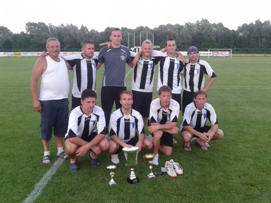 FOTO: Igralci ŠD Ledava zmagovalci turnirja za pokal občine Rogašovci